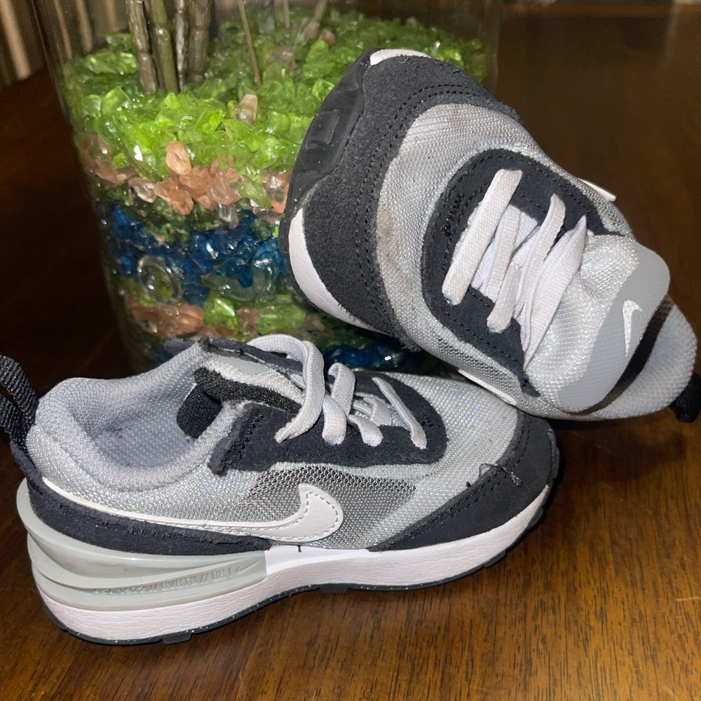 Black/Grey Nikes-Toddler 6C